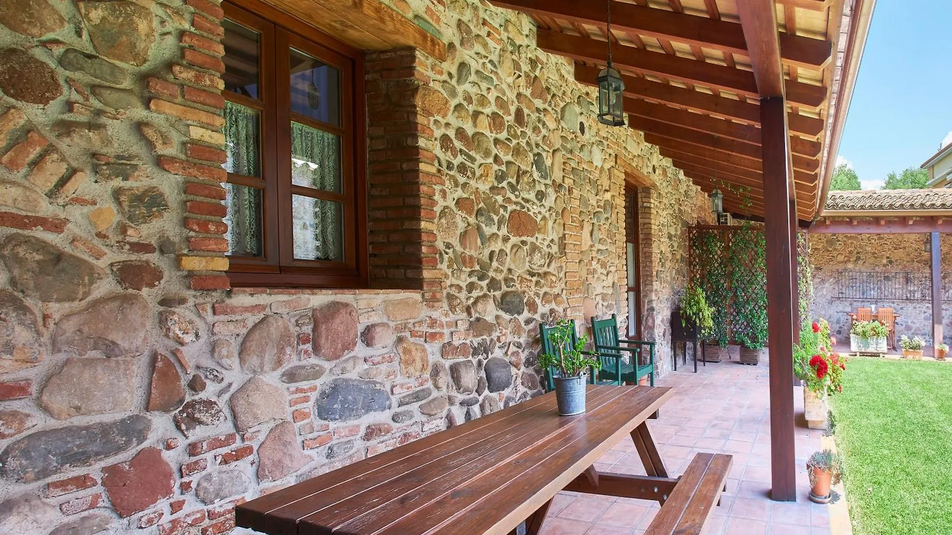 Hotel Rincón de piedra BCN Corro de Vall